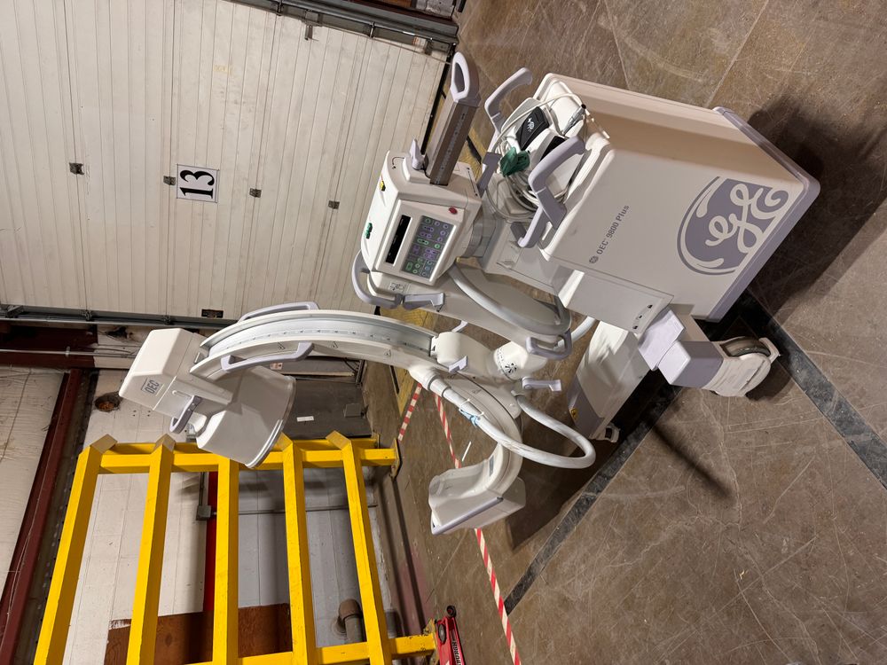 GE OEC 9800 Plus C-Arm