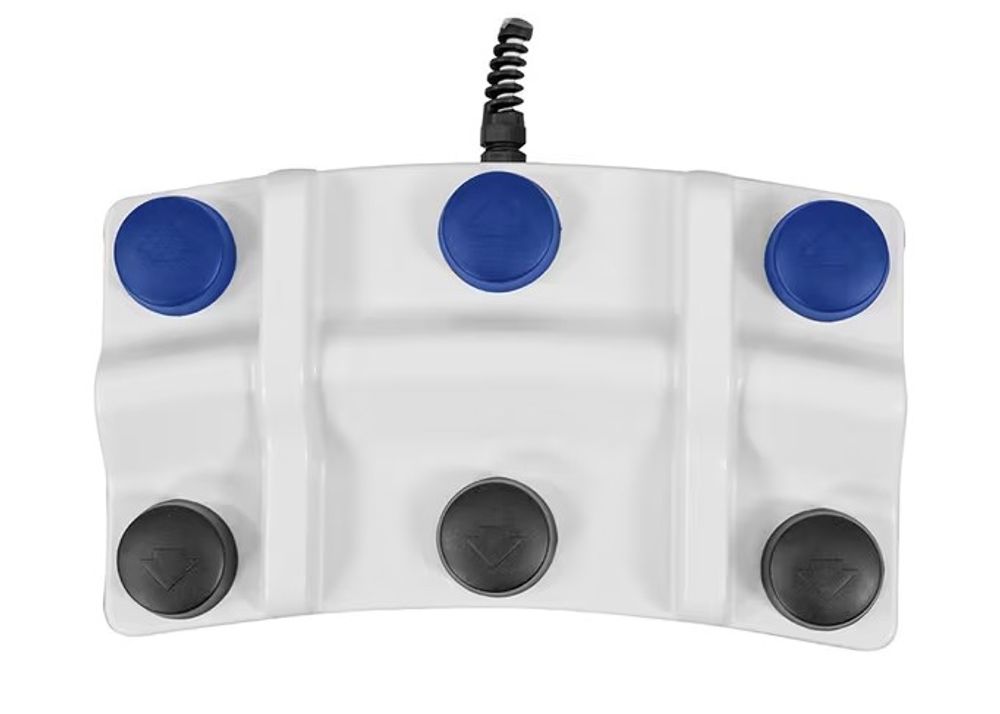 3movefootswitch_20259961050757_jpg