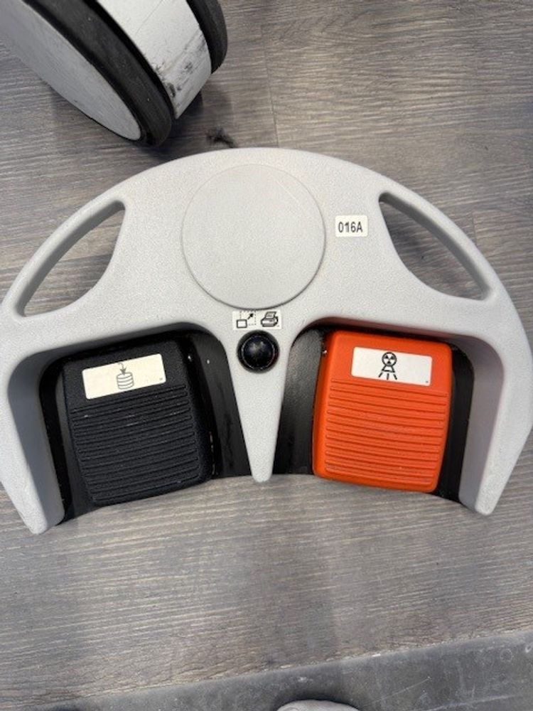 Fluoroscan Insight FD C-Arm Foot Pedal