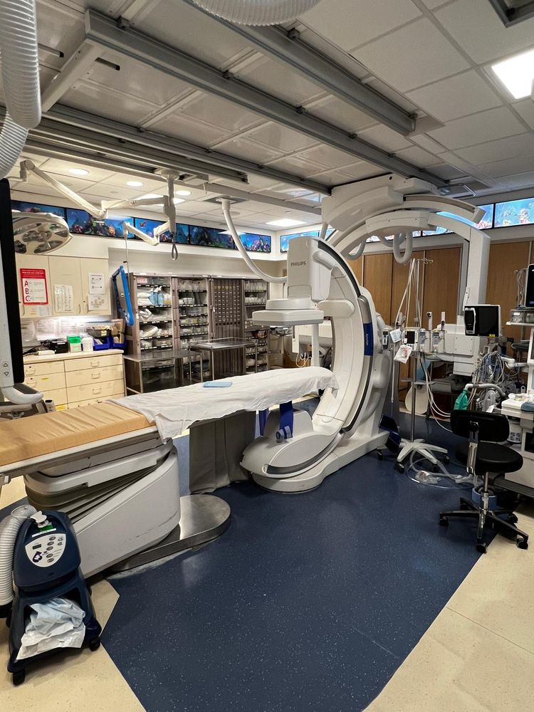 Philips Azurion 7 B20/15 Angiography System in Procedure Room