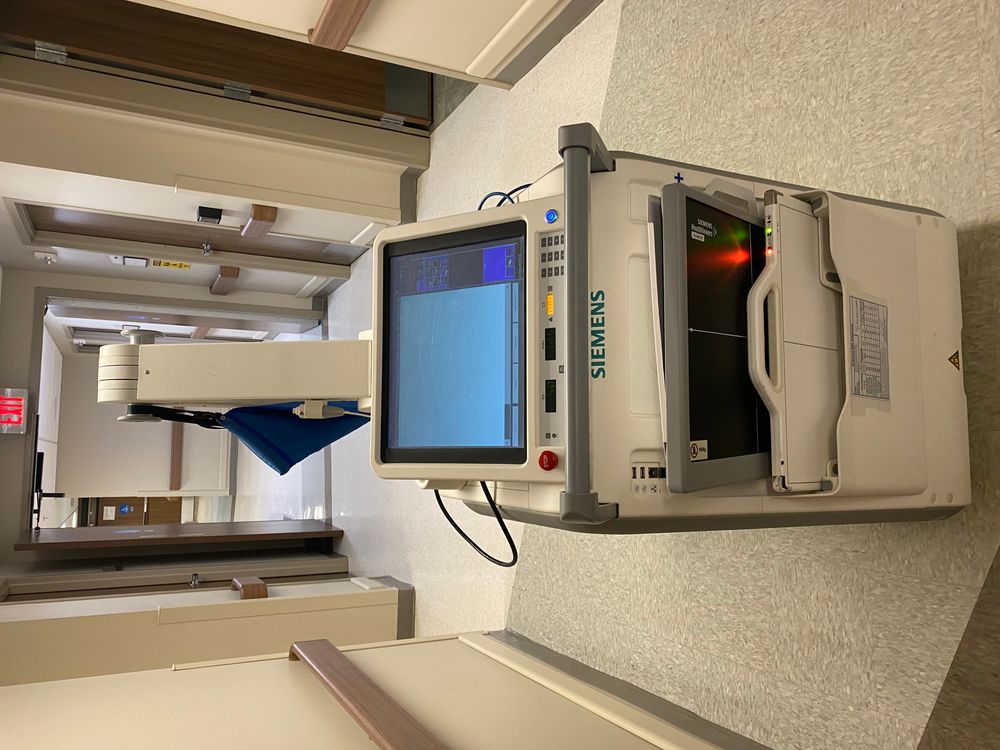 Siemens Mobilett Mira Max X-Ray Machine in Hospital Hallway