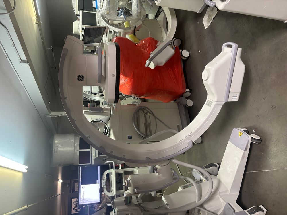 OEC Elite 31cm ESP CFD C-Arm