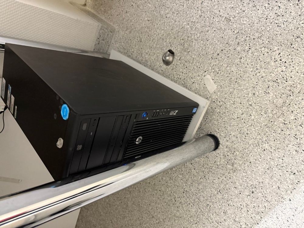 HP Z420 Computer