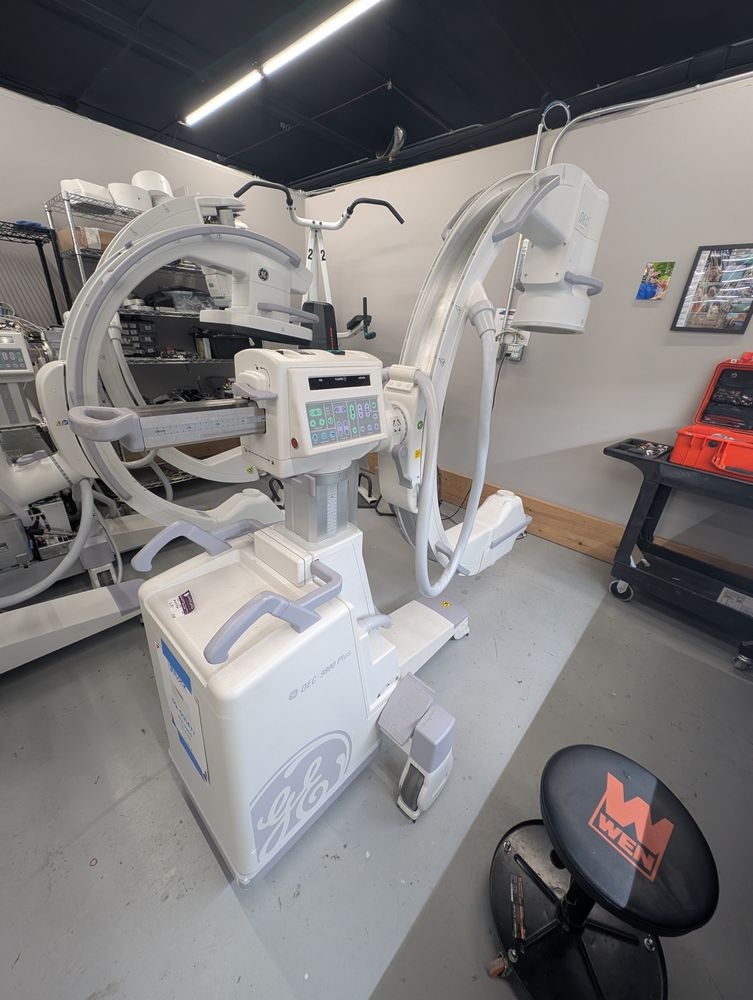 OEC 9800 Plus C-Arm