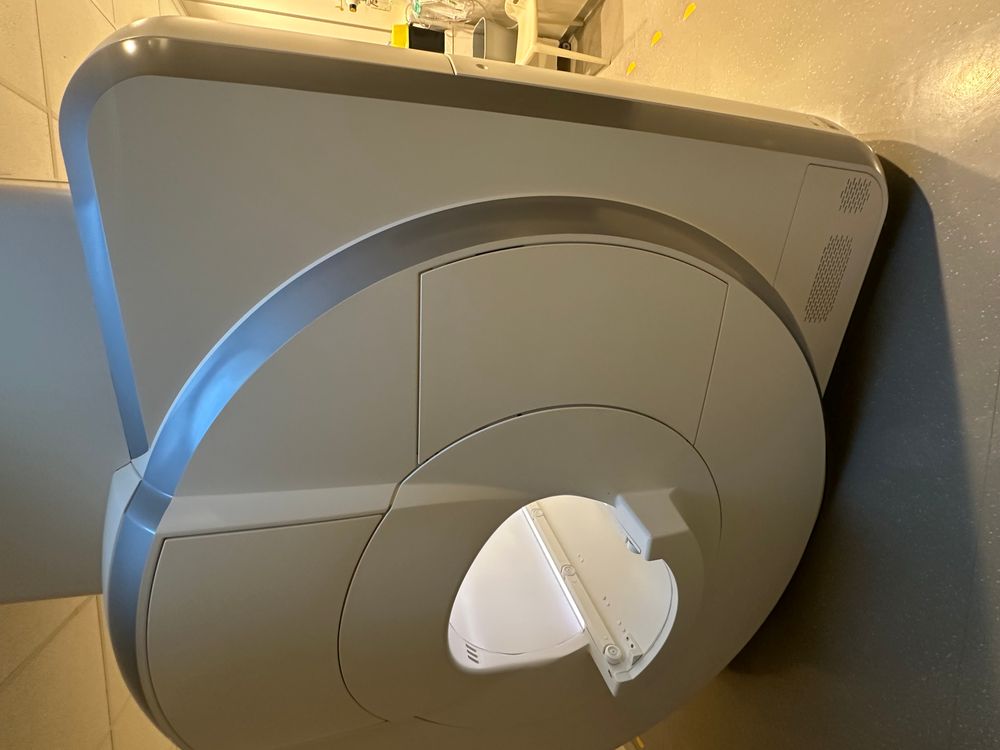 Siemens Avanto FIT 1.5T MRI Machine