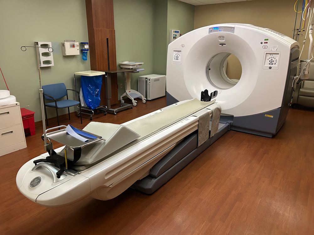 GE Discovery 610 PET CT Scanner