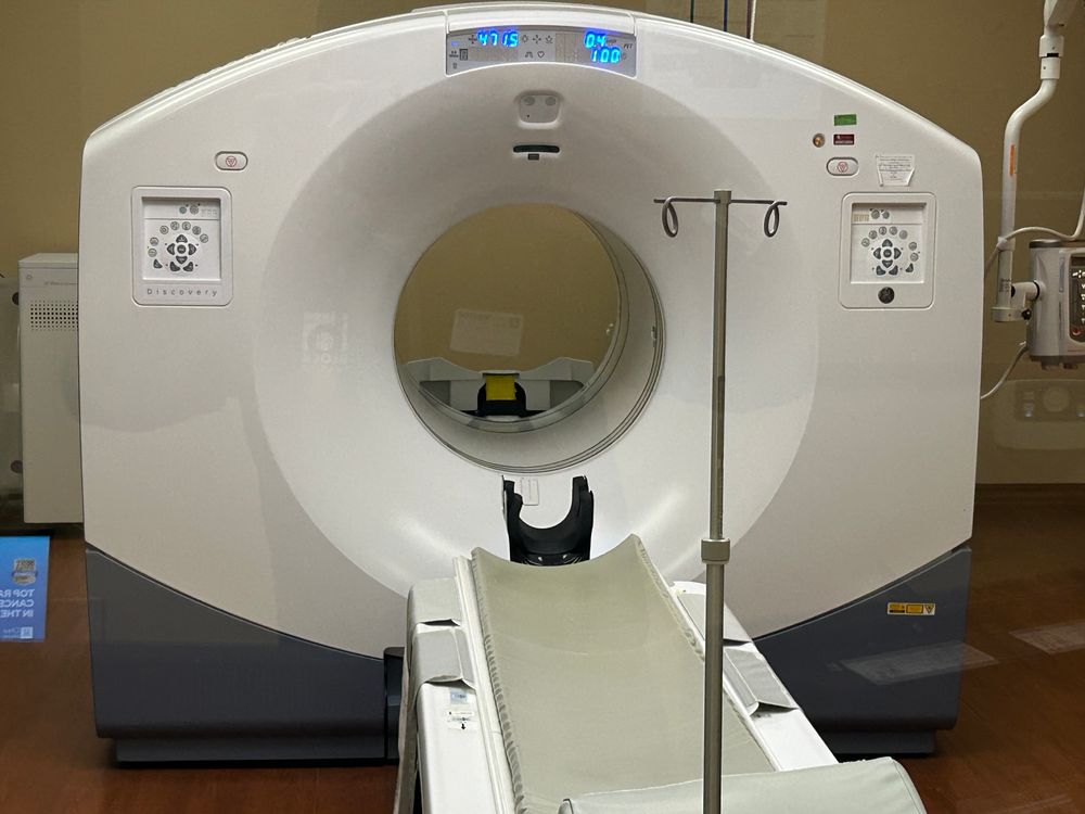 GE Discovery 610 PET CT Scanner
