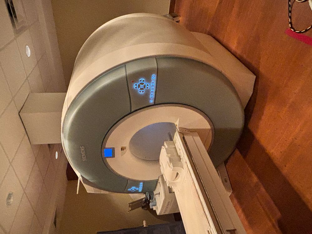 Siemens Verio 3.0T MRI Machine