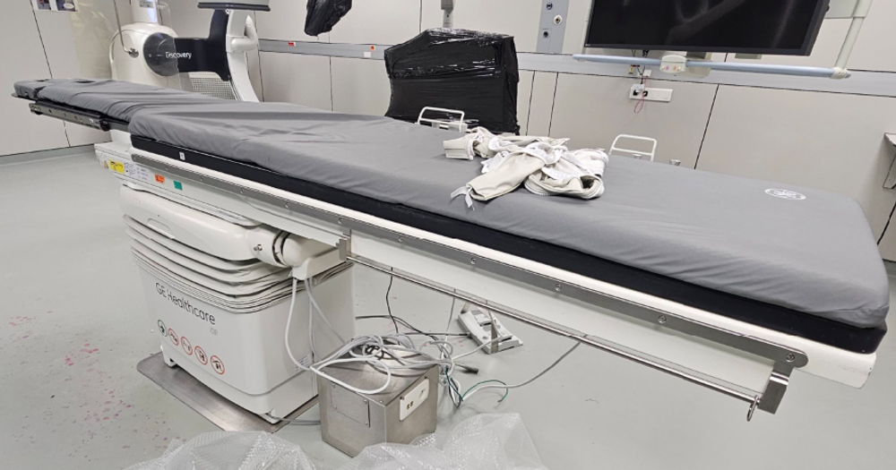 GE Discovery IGS 730 Table