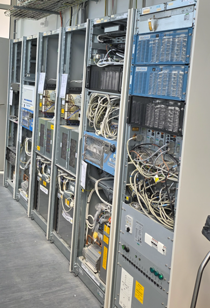 Philips Allura Clarity System Racks and Components