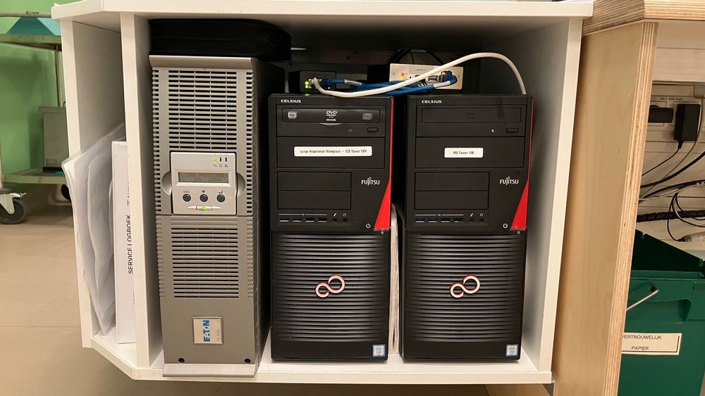 Fujitsu Celsius Workstations and Eaton EX 2200 UPS